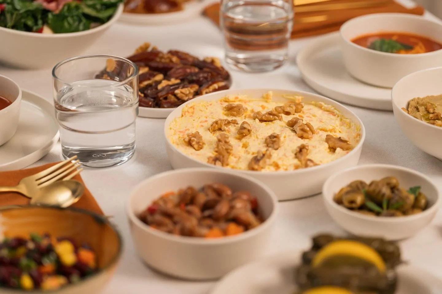 Ramazan için hazırlanmış yemekler ve içecekler